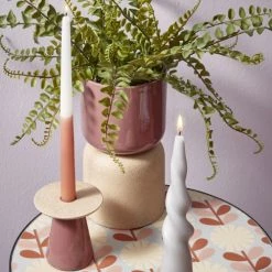 Mica Decorations Bougies Bougie Conique Torsadée En Couleur Gris Clair H25 6 Mica Decorations Bougies Bougie Conique Torsadée En Couleur Gris Clair H25 -Bougeoirs Soldes Magasin bougie conique torsadee en couleur gris clair h25 1