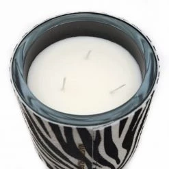 Maison Thuret Bougies Bougie En Peau De Vache Zébrée - 3 Mèches 8 Cm -Bougeoirs Soldes Magasin bougie en peau de vache zebree 3 meches 8 cm 2