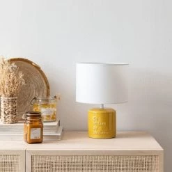 Maisons Du Monde Bougies Bougie Lanterne Parfumée En Verre à Motifs Jaune Moutarde, 280g - Lot De 2 -Bougeoirs Soldes Magasin bougie lanterne parfumee en verre a motifs jaune moutarde 280g 1000 8 6 213698 3