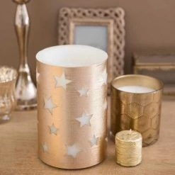 Maisons Du Monde Décorations à Poser De Noël Bougie LED Dorée -Bougeoirs Soldes Magasin bougie led doree 1000 1 27 162674 4