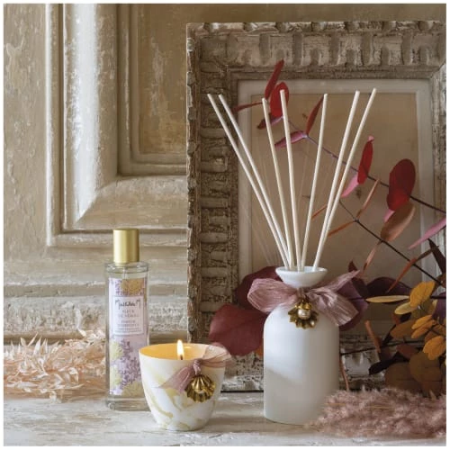 Mathilde M Bougies Bougie Parfumée Édition Limitée 110 G - Fleur De Néroli 4 Mathilde M Bougies Bougie Parfumée Édition Limitée 110 G - Fleur De Néroli – Image 2