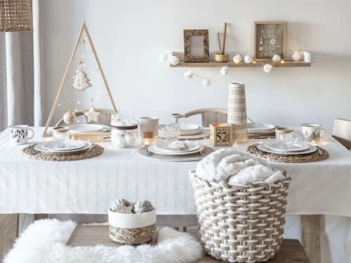 Maisons Du Monde Décorations à Poser De Noël Bougie Parfumée En Céramique Blanche, Grise Et Ivoire 350g 5 Maisons Du Monde Décorations à Poser De Noël Bougie Parfumée En Céramique Blanche, Grise Et Ivoire 350g – Image 3