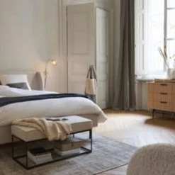 Maisons Du Monde Bougies Bougie Parfumée En Verre Gris Anthracite Et Couvercle En Métal Doré 840g -Bougeoirs Soldes Magasin bougie parfumee en verre gris anthracite et couvercle en metal dore 840g 1000 4 11 211161 5