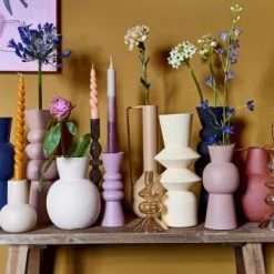 Mica Decorations Lot De 2 Bougies Longue En Stéarine Violettes -Bougeoirs Soldes Magasin lot de 2 bougies longue en stearine violettes 3