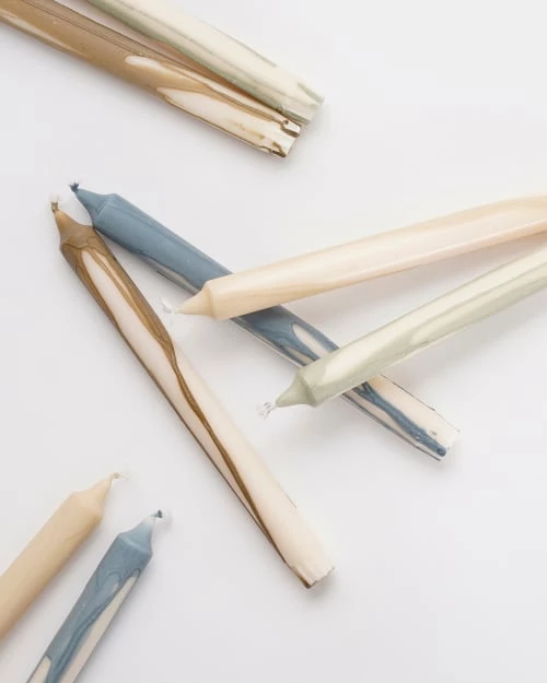 Mica Decorations Lot De 4 Bougies Longue En Stéarine Vertes Et Brunes 7 Mica Decorations Lot De 4 Bougies Longue En Stéarine Vertes Et Brunes – Image 5