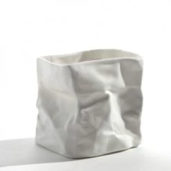 Serax Bougeoirs Petit Photophore Porcelaine Froissée 7x7x7 -Bougeoirs Soldes Magasin petit photophore porcelaine froissee 7x7x7 3
